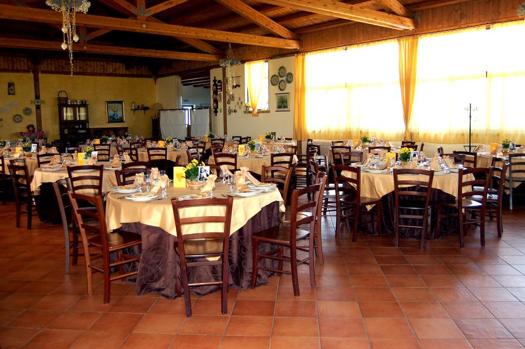 Villa Il Giardino Del Sole Agnone Bagni Exterior foto