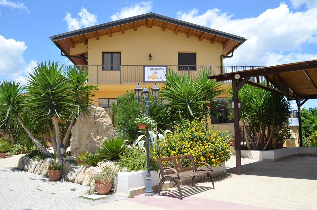 Villa Il Giardino Del Sole Agnone Bagni Exterior foto