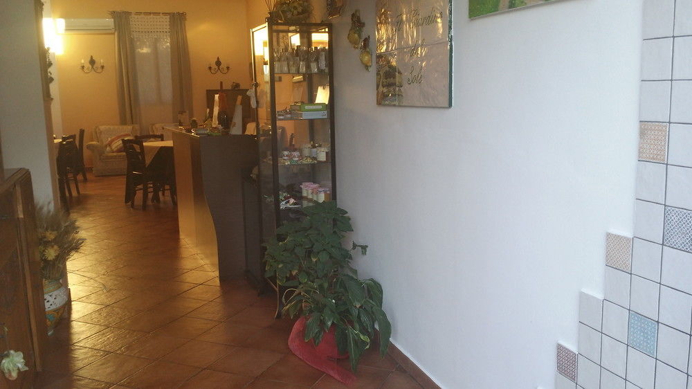 Villa Il Giardino Del Sole Agnone Bagni Exterior foto